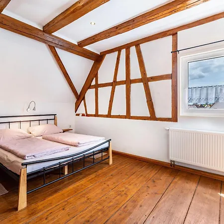 Schlosshof Täbingen Bauernhof *